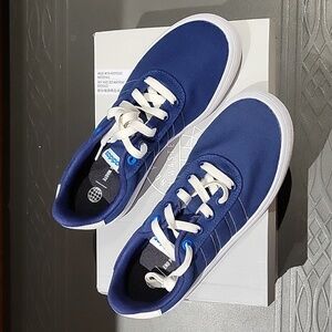 New in Box: adidas Vulcraid 3RK